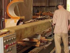 Sinker cypress on the column lathe